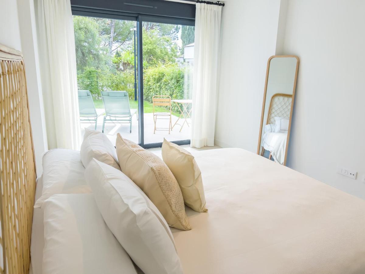 Ferienwohnung Bajo Con Jardin En La Milla De Oro Marbella Exterior foto