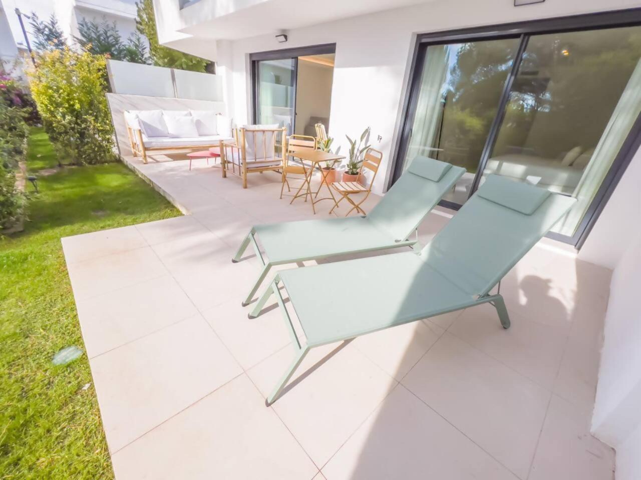 Ferienwohnung Bajo Con Jardin En La Milla De Oro Marbella Exterior foto